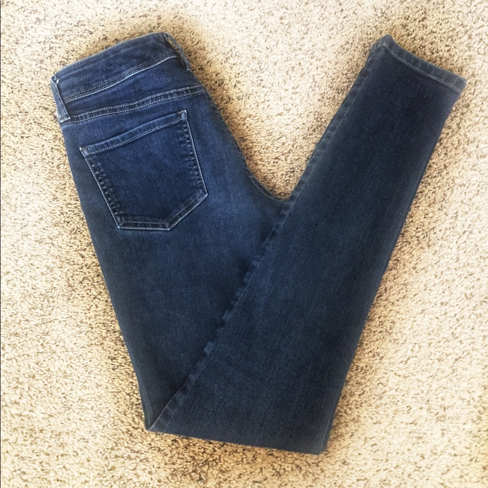 The Limited Blue Jeans - Picture 3 of 3